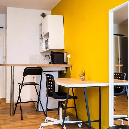 Le Petit Parisien - Studio Confortable A Апартаменты *